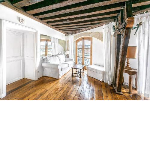 Apartment Saint-Louis by B'Your Home