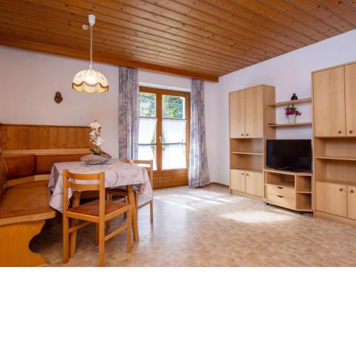Apartment Salzburg by Interhome