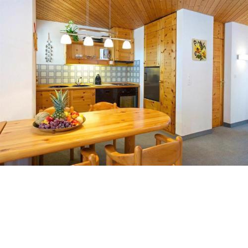 Apartment Schweizerhof 242 Lenzerheide