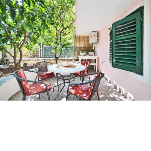 Apartment Slatine 1097a