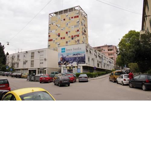 Apartment Split 11580a