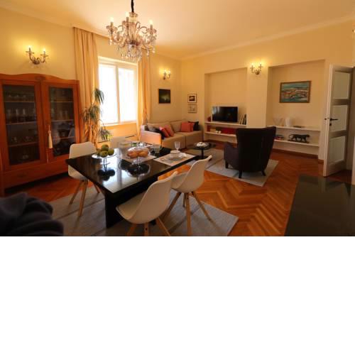 Apartment Split