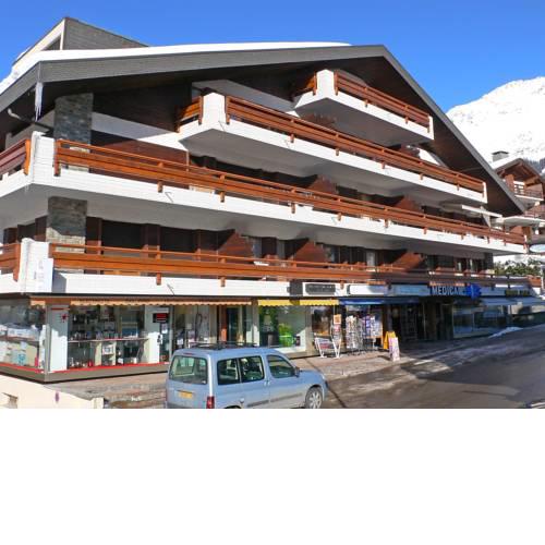 Apartment Square Poste 341