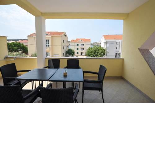 Apartment Stara Novalja 14883b