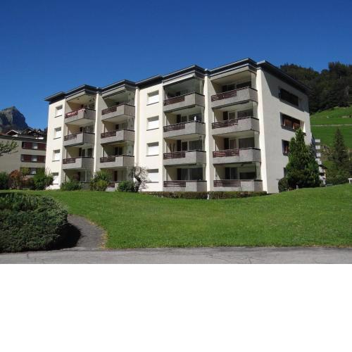 Apartment Sunnmatt Süd Wohnung 432 by Interhome