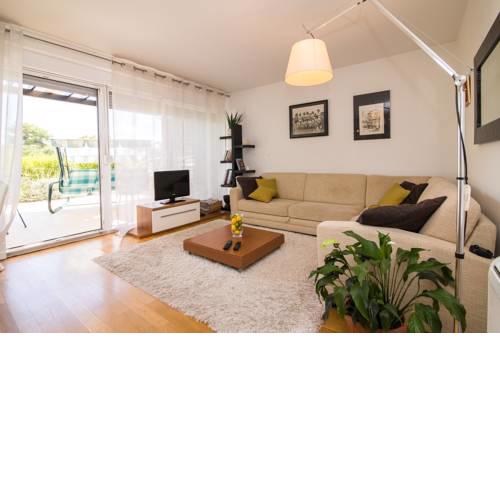 Apartment Sweet 5+1