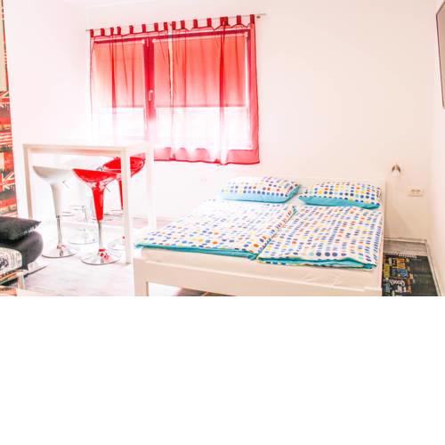 Apartment Sweet 6