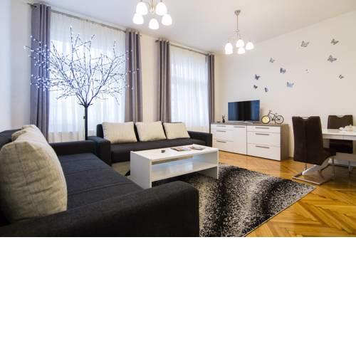 Apartment Sweet Holiday