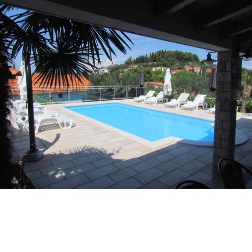 Apartment Trpanj 15603b