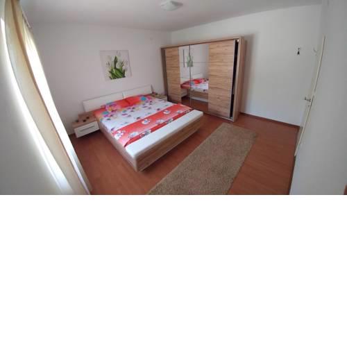 Apartment Una