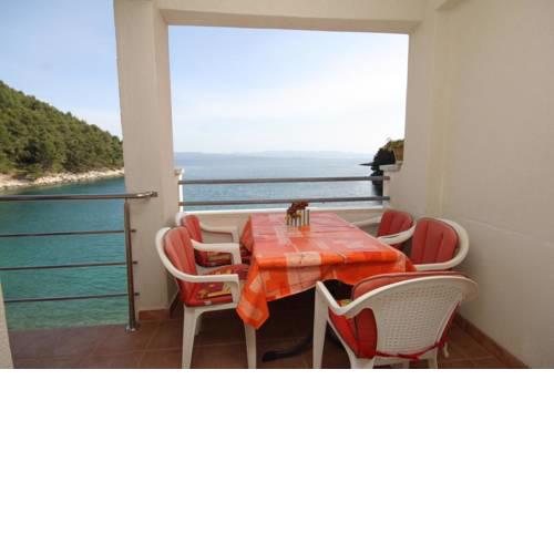 Apartment Uvala Smokvina 9501b