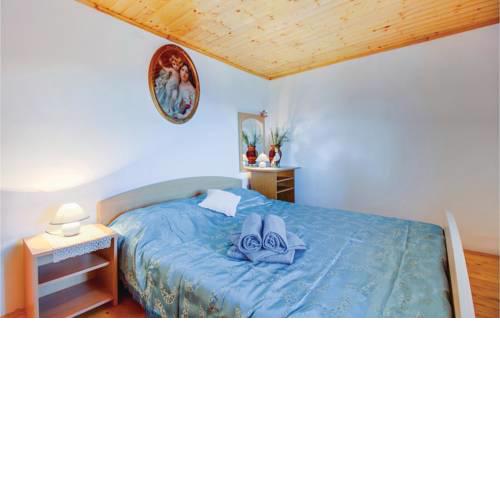 Apartment Valun with Sea View 02