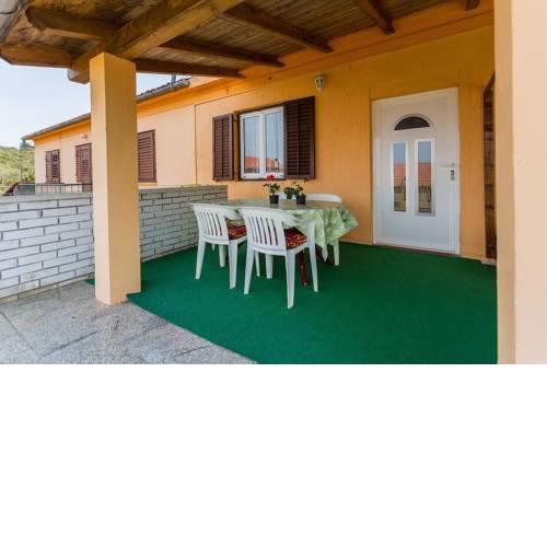 Apartment Vesna A1