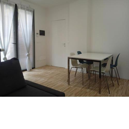 Apartment Via d'Apulia 11