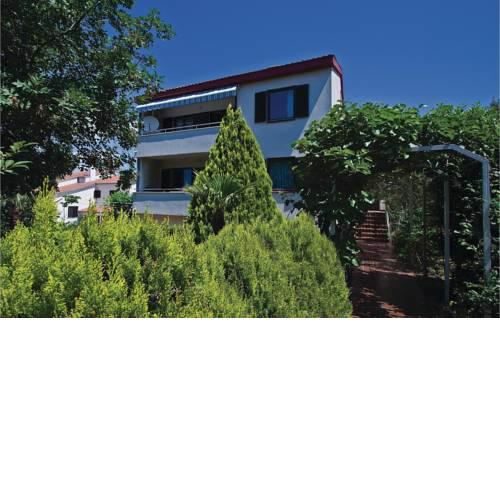 Apartment Vinkuran Carovac