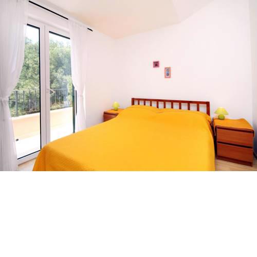 Apartment Vrboska 552d