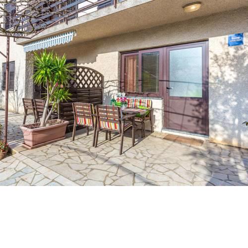 Apartment VRV HOUSE