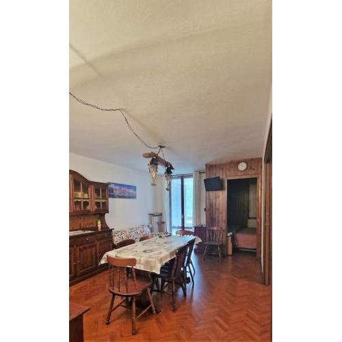 Apartment Weekly