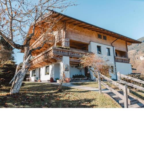 Apartment Wildkogel 2 by Interhome