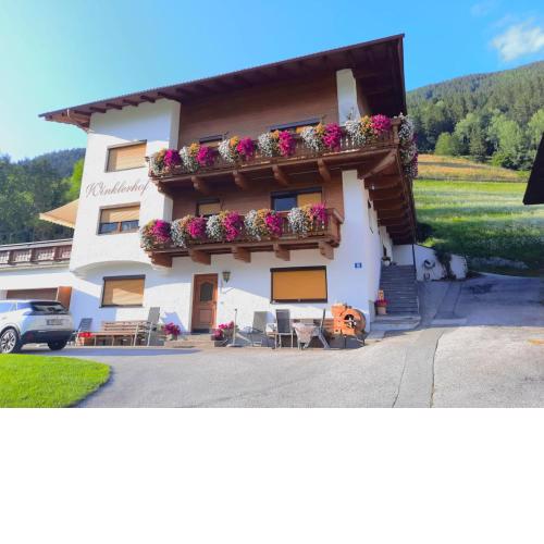 Apartment Winklerhof - Bergblick by Interhome