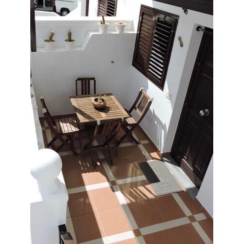 Apartment with 2 bedrooms in Arrieta with furnished terrace and WiFi 300 m from the beach