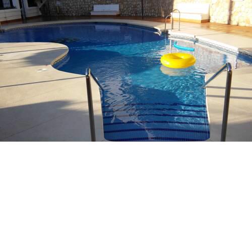 Apartment with 2 bedrooms in Benalmadena with wonderful sea view shared pool and furnished terrace 200 m from the beach