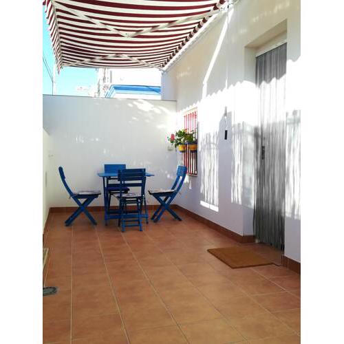 Apartment with 2 bedrooms in Bonanza with furnished terrace and WiFi 50 m from the beach