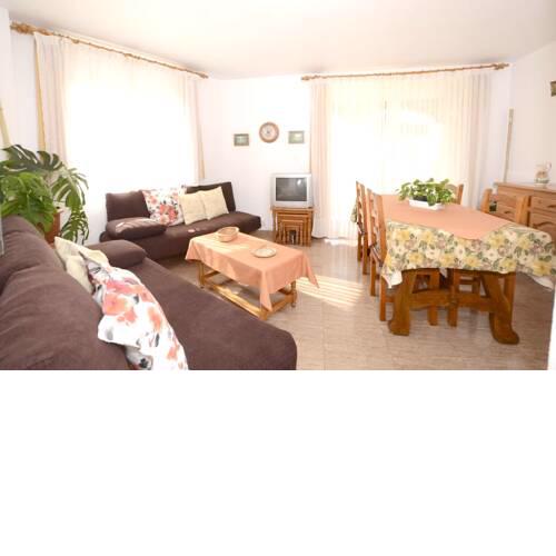 Apartment with 2 bedrooms in Calp with shared pool furnished balcony and WiFi 290 m from the beach