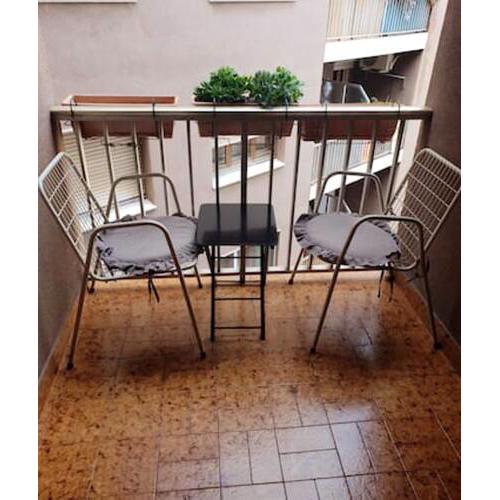 Apartment with 2 bedrooms in El Vendrell with wonderful city view furnished balcony and WiFi 5 km from the beach