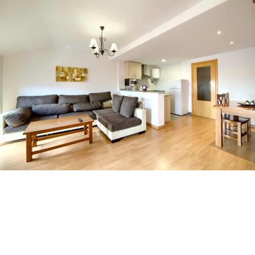 Apartment with 2 bedrooms in Gudar with WiFi