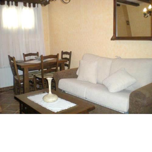 Apartment with 2 bedrooms in Hueva with wonderful mountain view