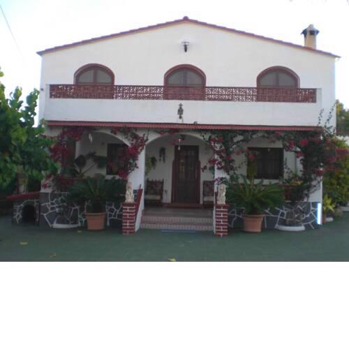 Apartment with 2 bedrooms in La Riera de Gaia with shared pool terrace and WiFi 4 km from the beach