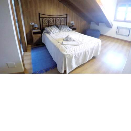 Apartment with 2 bedrooms in Llanes with wonderful mountain view furnished terrace and WiFi 3 km from the beach