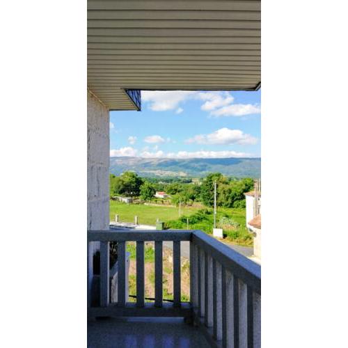 Apartment with 2 bedrooms in Maceda with wonderful mountain view enclosed garden and WiFi