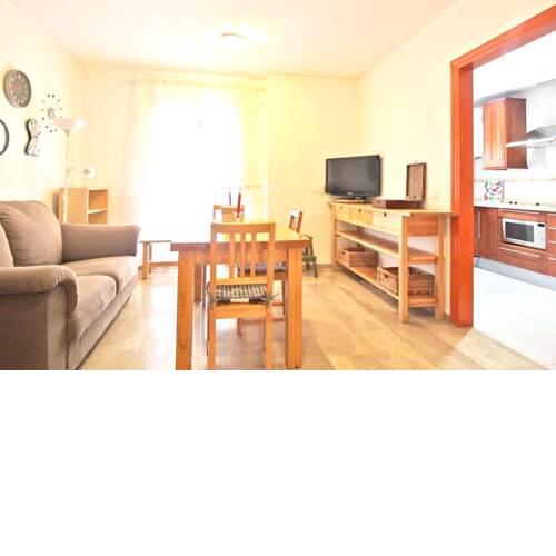 Apartment with 2 bedrooms in Malaga with WiFi