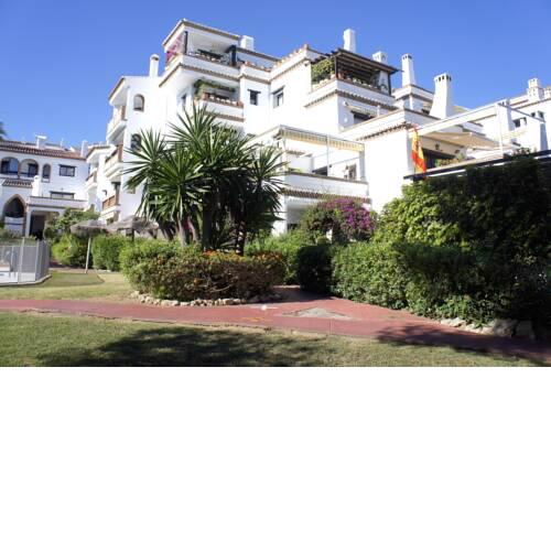 Apartment with 2 bedrooms in Mijas with shared pool
