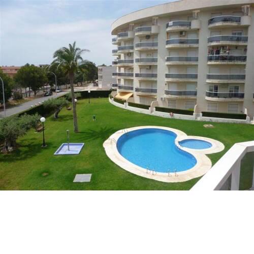 Apartment with 2 bedrooms in Montroig del Camp with wonderful mountain view shared pool enclosed garden 200 m from the beach