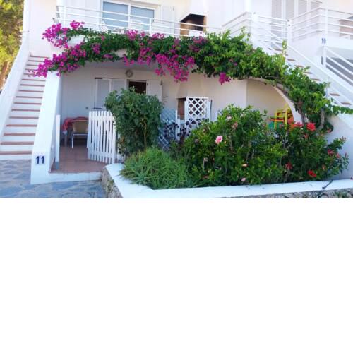 Apartment with 2 bedrooms in Port d'Addaia with shared pool enclosed garden and WiFi