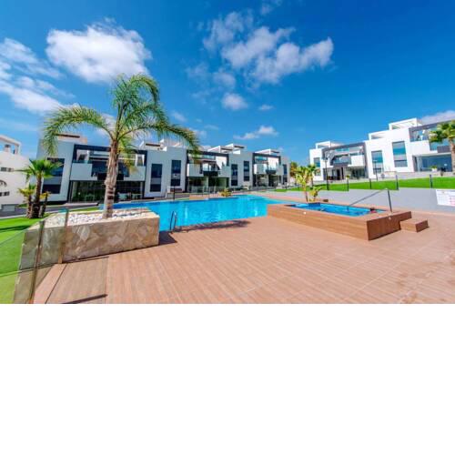 Apartment with 2 bedrooms in Torrevieja with shared pool enclosed garden and WiFi 600 m from the beach