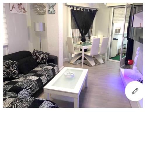 Apartment with 3 bedrooms in Almeria with wonderful city view furnished terrace and WiFi 2 km from the beach