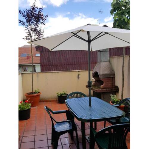 Apartment with 3 bedrooms in Astorga with furnished terrace and WiFi