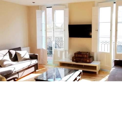 Apartment with 3 bedrooms in Bilbo with WiFi