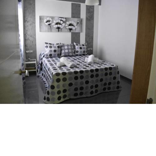 Apartment with 3 bedrooms in Cordoba with WiFi