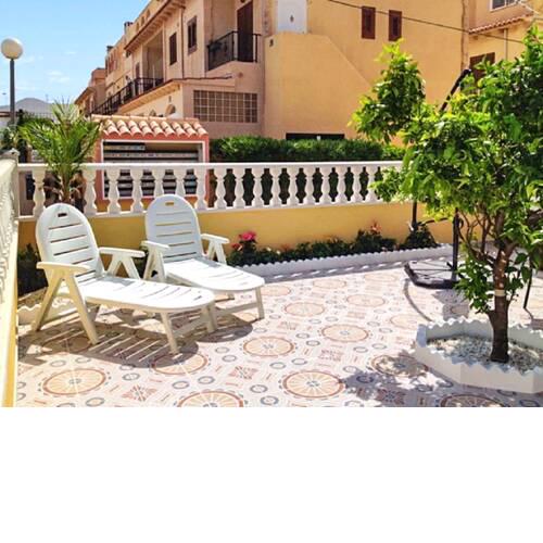 Apartment with 3 bedrooms in Torrevieja with shared pool furnished terrace and WiFi 2 km from the beach
