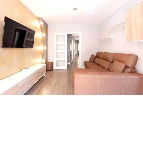 Apartment with 4 bedrooms in Reus with wonderful city view balcony and WiFi
