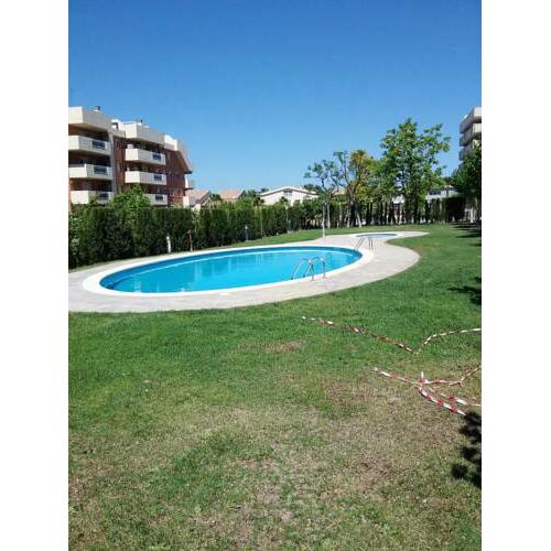 Apartment with 4 bedrooms in Salou with shared pool and WiFi