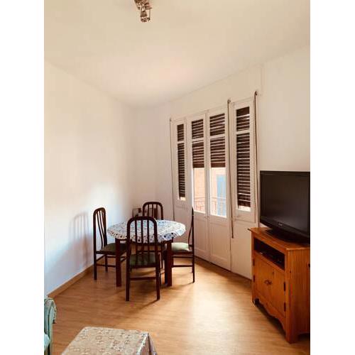Apartment with 4 bedrooms in Tortosa with wonderful city view terrace and WiFi
