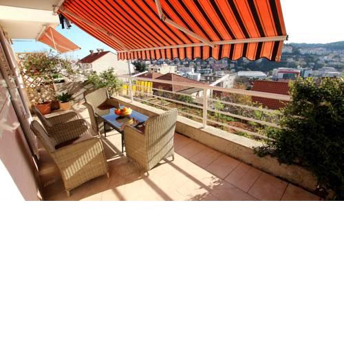 Apartment with a nice terrace and a view