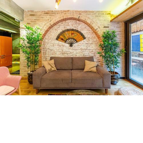 Apartment with Backyard in Nisantasi