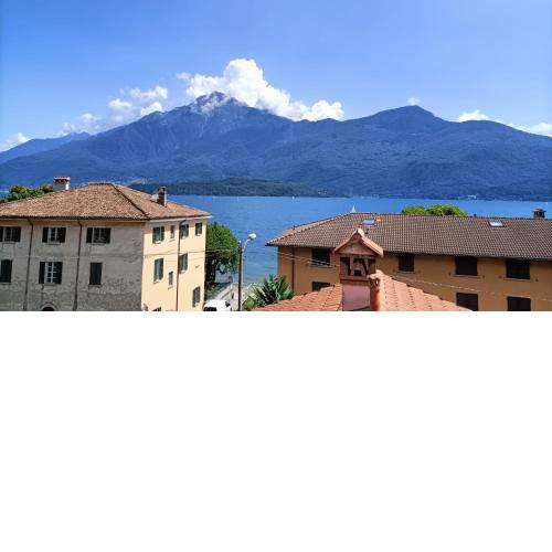 Apartment with balcony, lake view, garage Domaso - Larihome A32
